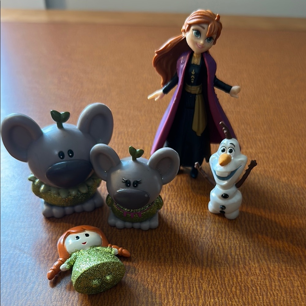 Disney Frozen Figurine Set - Rock Trolls, Anna Doll, Anna, Olaf